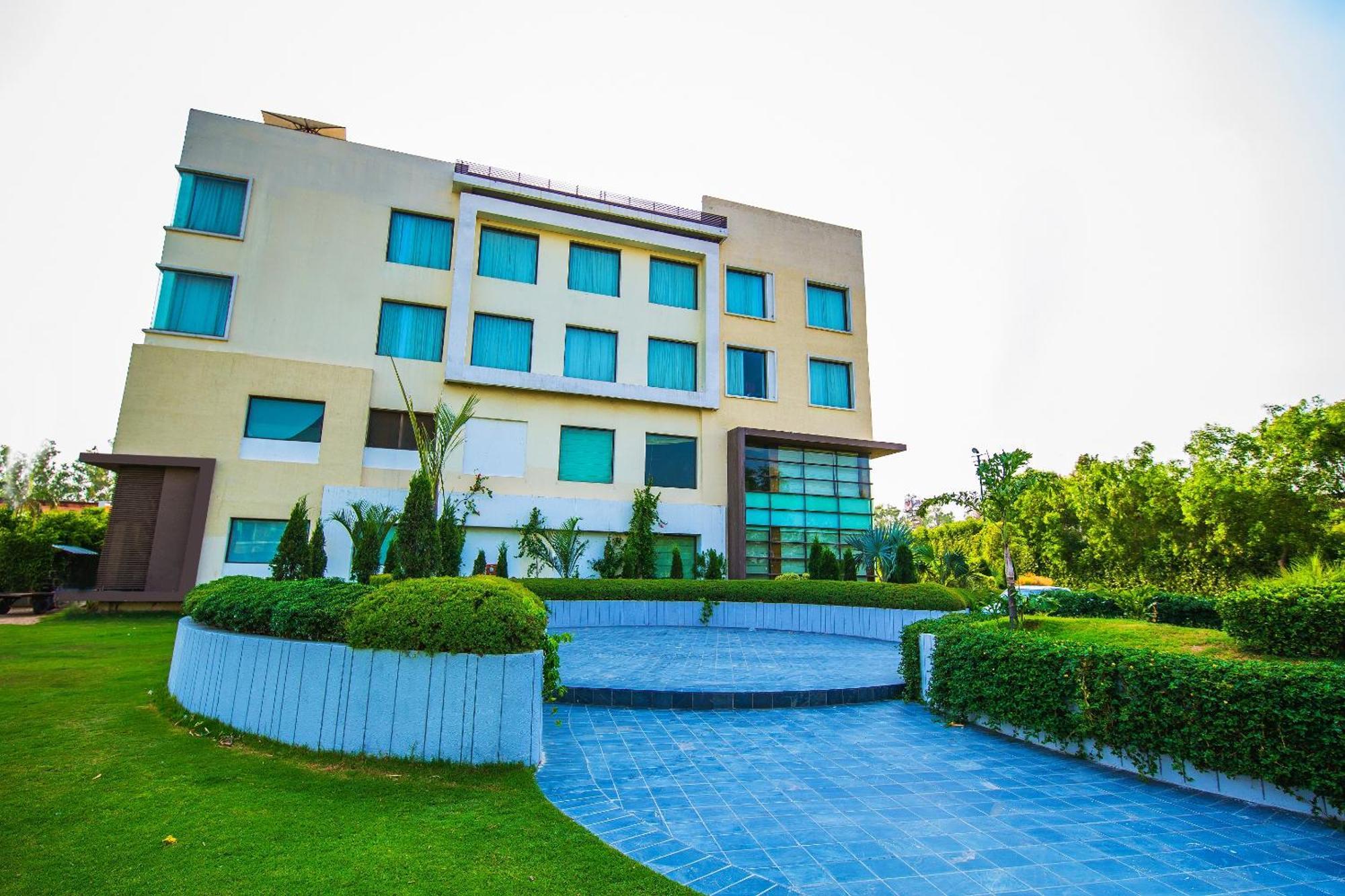 Best Western Country Woods Ambāla Exterior foto